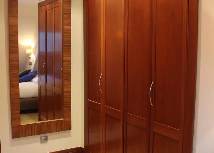 Santiago Aparthotel Bilbao