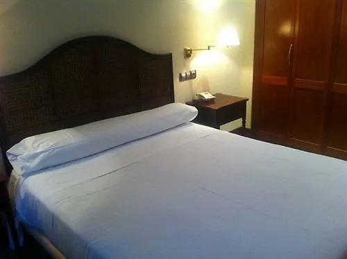 Aparthotel Santiago Bilbao