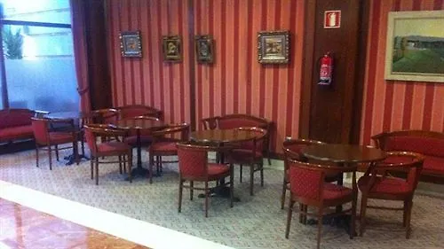 Aparthotel Santiago 4*