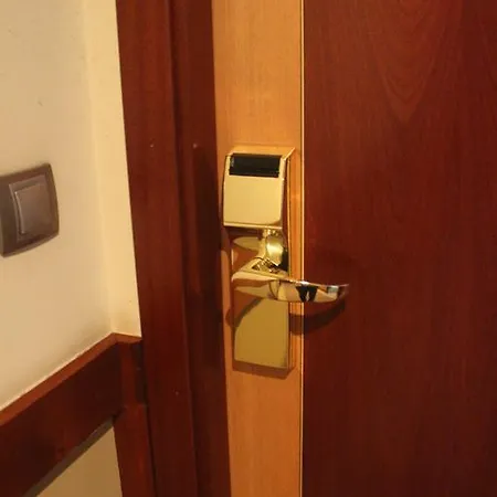 アパートホテル Santiago 4*