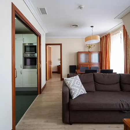 Aparthotel Santiago 3*