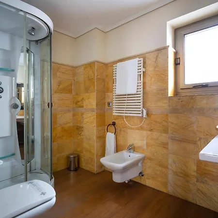 Santiago アパートホテル 4*