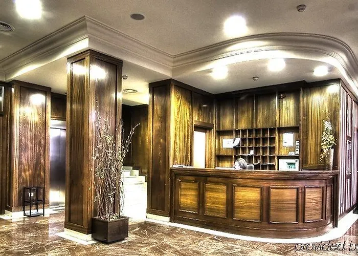 Santiago Apartahotel 4*