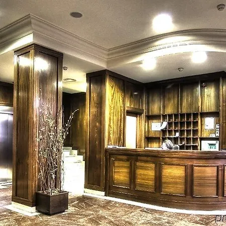 Santiago Aparthotel 3*