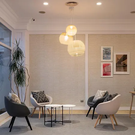 Aparthotel Santiago 3*